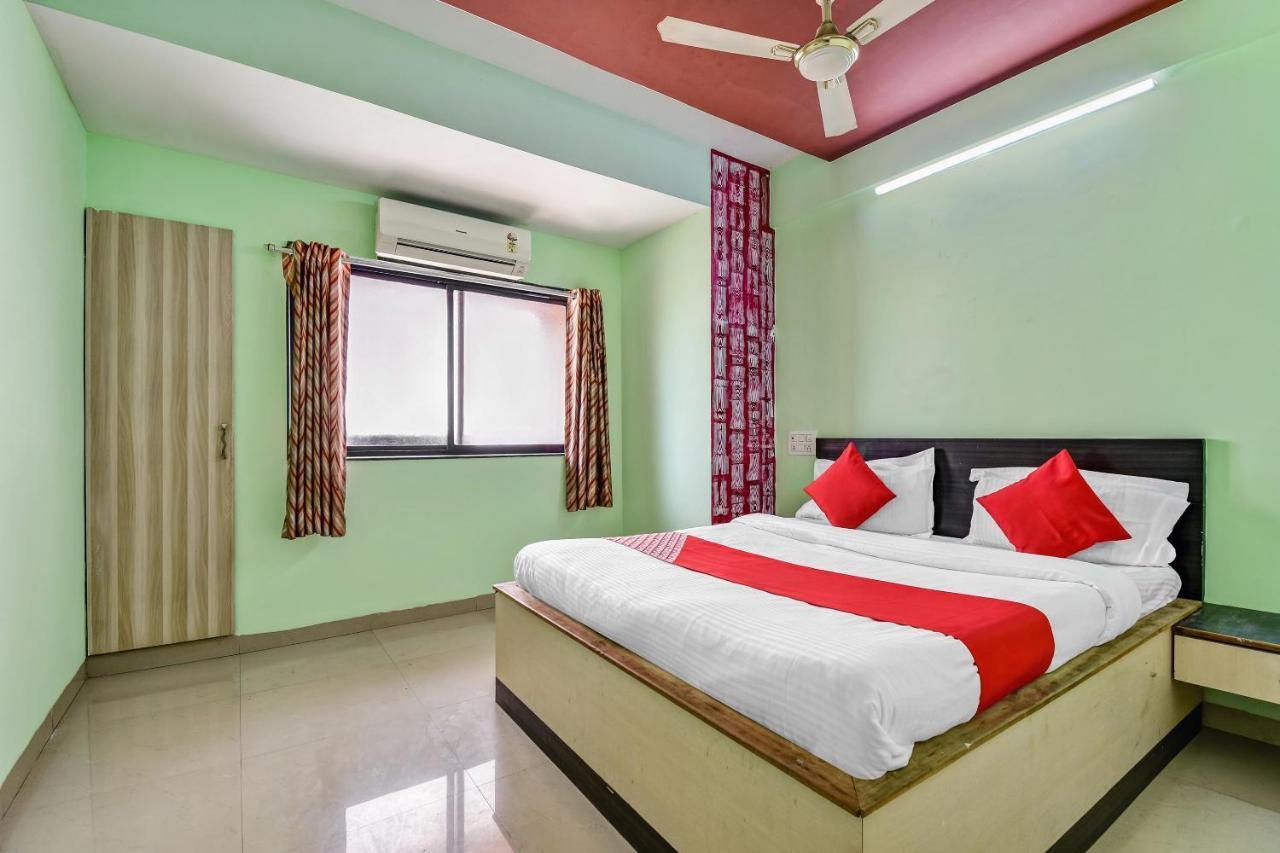 Oyo Hotel Samarth Lodge Solapur Εξωτερικό φωτογραφία