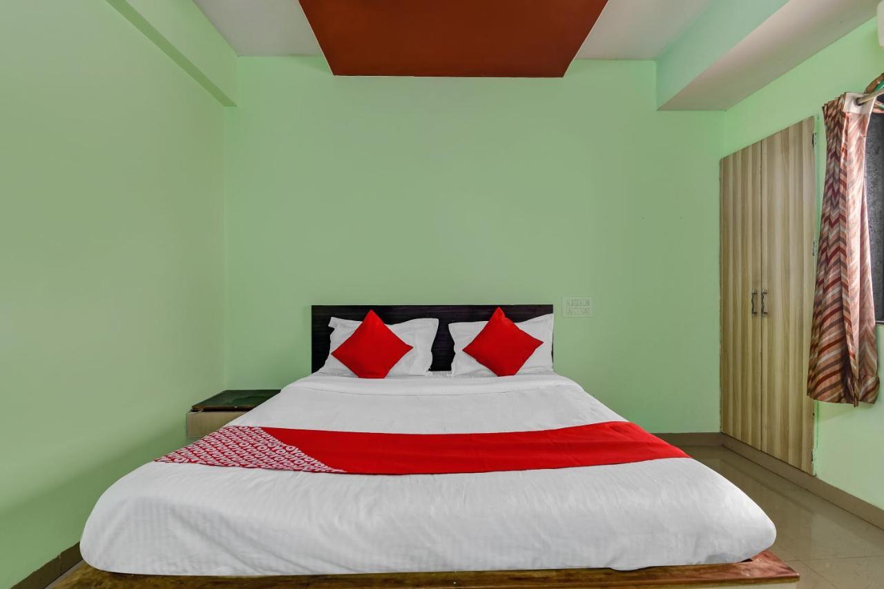 Oyo Hotel Samarth Lodge Solapur Εξωτερικό φωτογραφία